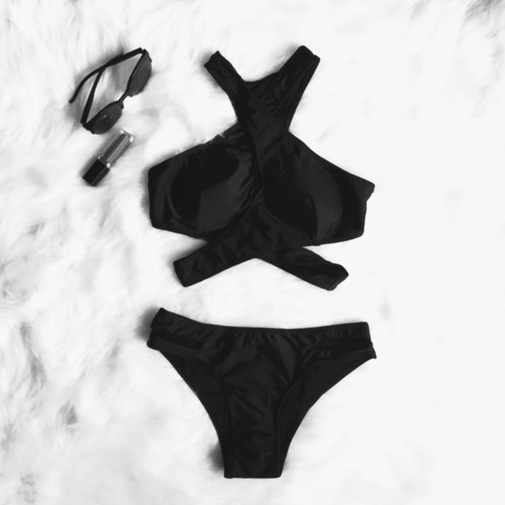 🎉 Black Swim Suit Bikini - Picture 2 of 8